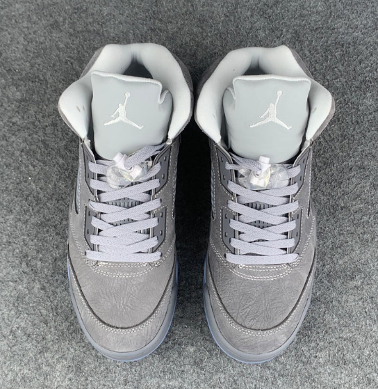 Air Jordan 5 'Wolf Grey' (2026)