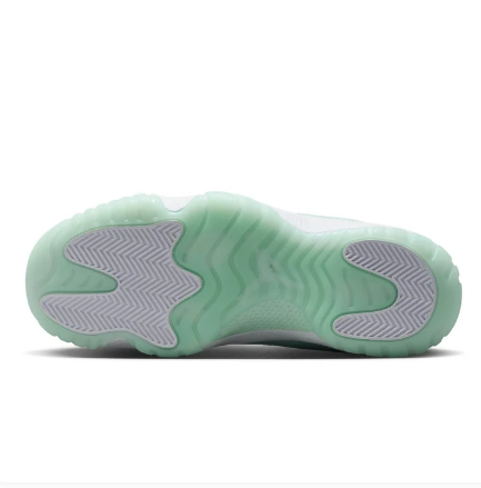 Air Jordan 11 Retro Low Igloo - Women's$170